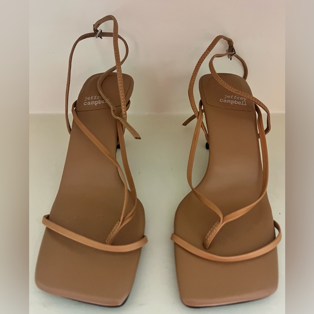 Jeffrey Campbell: Fluxx Nude minimal square toe kitten Heels - Picture 3 of 8